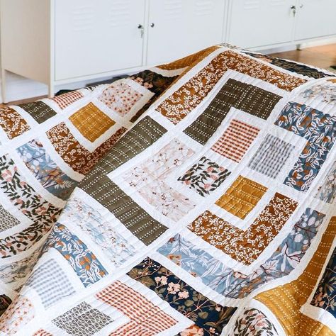 Penny Quilt, Cottagecore Prints, Cottage Fabric, Holli Zollinger, The Perfect Marriage, Cottage Quilt, Boho Quilt, Outfits And Accessories, Fat Quarter Quilt