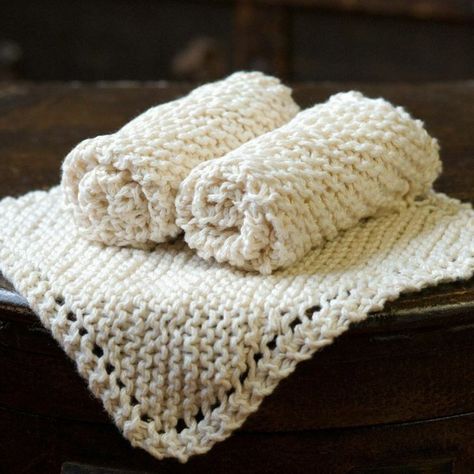 Hot Pad Crochet, Knitted Throw Patterns, Mittens Free Pattern, Knitted Dishcloth Patterns Free, Crochet Mittens Free Pattern, Knitted Washcloth Patterns, Dishcloth Patterns Free, Knitted Washcloths, Small Dog Sweaters