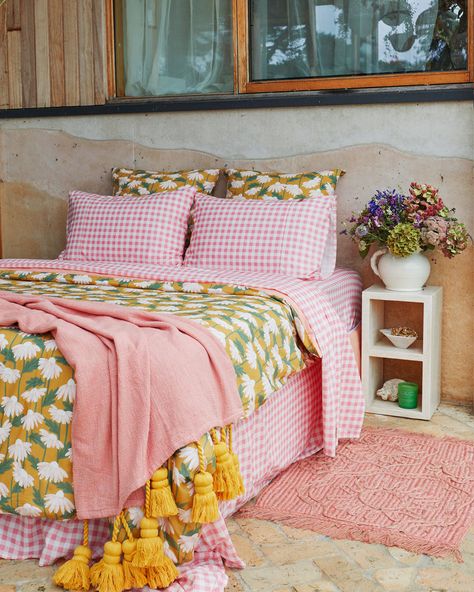 Tassel Bedding, Cozy Pink Bedroom, Gingham Sheets, Velvet Quilt Cover, Organic Quilt, Dream Sleep, Candy Print, Bedroom Pink, Organic Cotton Bedding