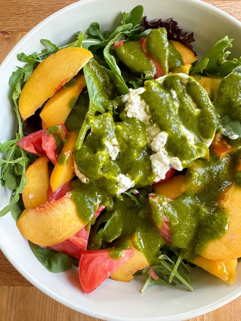 Peach Tomato Burrata Salad Barata Salad, Peach And Buratta Salad, Peach Barata Salad, Peach Burrata Prosciutto Salad, Peach Basil Burrata Salad, Arugula Peach Burrata Salad, Best Lunch Recipes, Burrata Salad, Chicken Curry Salad