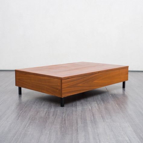 Listed on VNTG.com: Mid-Century coffee table in walnut, 1960s | #vntg #vintage Low Coffee Table, Mid Century Coffee Table, Walnut Coffee Table, Walnut Veneer, Market Design, Table Desk, Table Design, Vintage Designs, Walnut