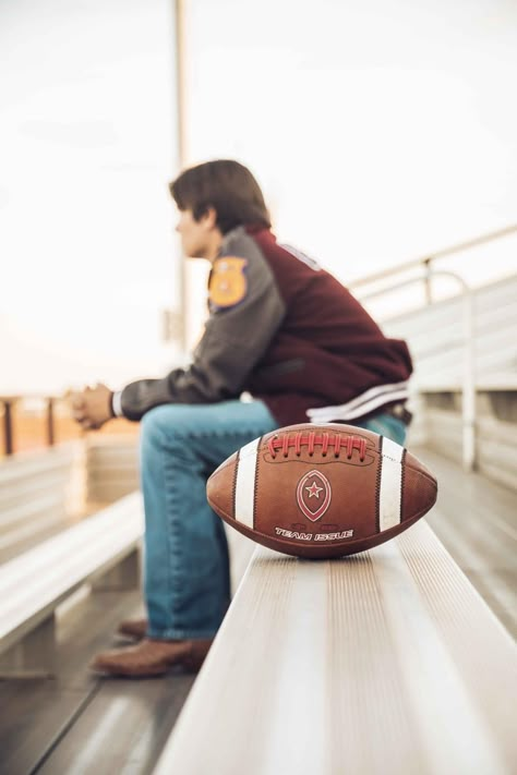 Senior Picture Football, Senior Photos Football Field, Football Photoshoot Poses, Senior Pics Football, Make Senior Picture Ideas, Football Field Senior Pictures, Boy Fall Senior Picture Ideas, Football Field Photoshoot, Football Graduation Pictures