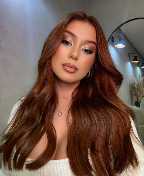 Dark Ginger Red Hair, Dark Copper Hair With Blonde Money Piece, Auburn Hair Tan Skin, Hair For Green Eyes And Fair Skin, Copper Light Brown Hair, Copper Eyebrows, Brownish Orange Hair, Cool Toned Red Hair, Red Hair Olive Skin