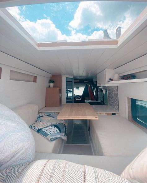 Vanlifer Wannabe’s Instagram profile post: “Man oh man, skylights are a thing to be desired 🥰 . 📸 @vanlifesojourn Alright guys, we’re on the home stretch! We’re almost finished!…” Classy Wallpaper, Sun Roof, Home Stretch, Van Life Diy, Campervan Interior, Bus Life, Off Road Camper, Van Home, Diy Office