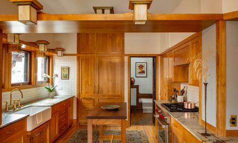 Prairie Style Kitchen, Mission Tile West, House Journal, Prairie School, Historic Renovation, Craftsman Kitchen, Prairie Style, Style Kitchen, House Kitchen