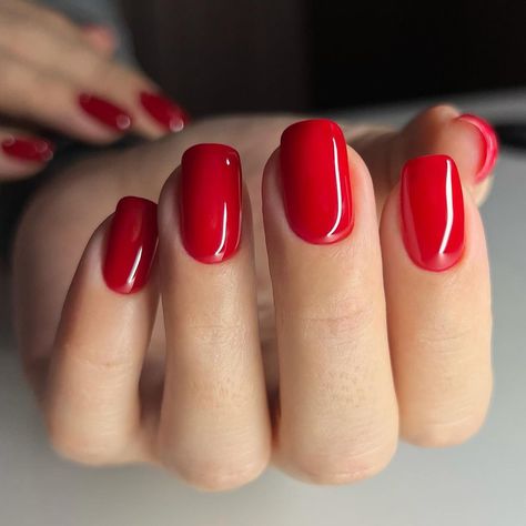 20 Sweet and Chic Cherry Red Nails to Save Forever Red Nails Square Round, Sns Red Nails, Bright Cherry Red Nails, Nails For Redheads, Red Nail Dip Powder, Gel Nail Designs Red, Cherry Red Nail Polish, Christmas Red Nail Designs, Apple Red Nails