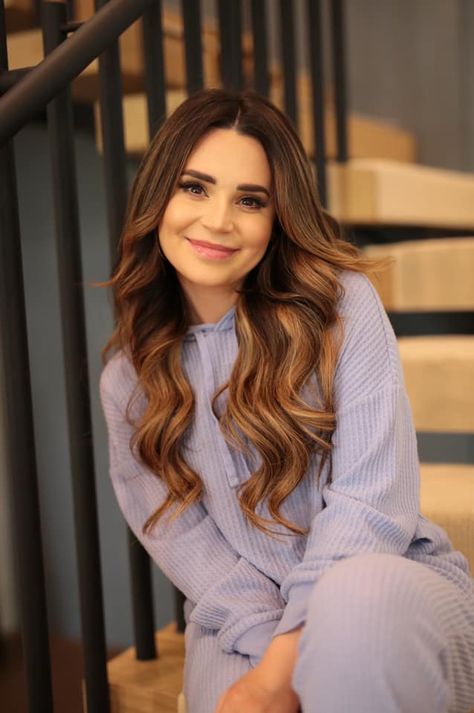 Rosanna Pansino Rosana Pansino, Rosanna Pansino, Michael Jackson Pics, Woman Personality, Professional Athlete, Sporty Style, Sport Fashion, Live Streaming, Michael Jackson