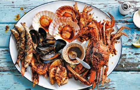 Delicious Portuguese style barbecued seafood platter. Bbq Seafood, Seafood Platter, Australian Food, Grilled Seafood, Think Food, Food Platters, Seafood Dishes, Beautiful Food, Fish And Seafood