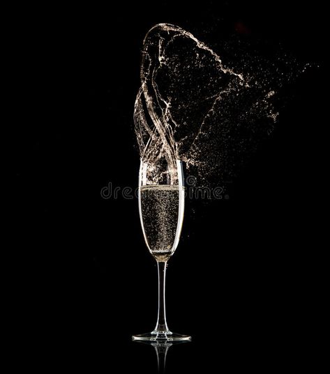 Wine Spill, Glass Of Champagne, Wine Store, Digital Magazine, Black Background, Black Backgrounds, Light Bulb, Photo Image, Champagne