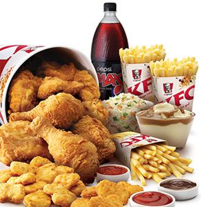 KFC: $3.99 Chicken Breast Meal, $3.49 Drumstick & Thigh Deal or $16.99 (8-pc) Chicken Combo Purchase Coupon! Famous Bowl, Kfc Famous Bowl, Kfc Restaurant, Restaurant Recipes Famous, Kfc Recipe, Kentucky Fried, Vegan Menu, Popcorn Chicken, Dessert Toppings