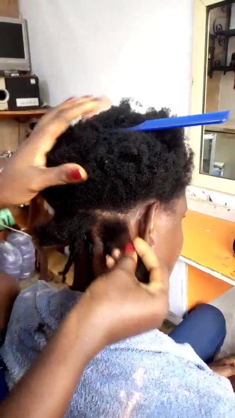 How to start new dread,,,, | For those dat has been asking me of how I start my new dread,,here is the video,,,,follow my new histagram page to get more videos of different styles,to... | By Dreadlocks Concepts New Dreads, Different Styles, Start Up, Dreadlocks