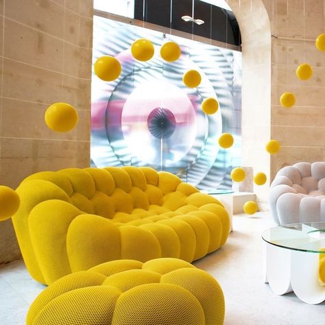 Bubble Armchair, Bubble Sofa, Event Booth Design, Event Layout, Bean Bag Living Room, Living Room Color Schemes, Comfy Sofa, Design Sofa, The Bubble