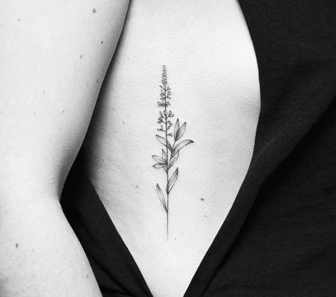 Wild flowers tattoo by Amanda Piejak | Photo 17412 Bluebonnet Tattoo, Scottish Tattoos, Heather Flower, Lavender Tattoo, Flower Tattoo Back, Wildflower Tattoo, Flower Tattoo Arm, Flower Tattoo Sleeve, B Tattoo