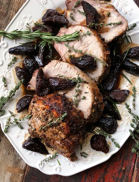 Pork Loin Roast with Figs in Vermouth Sauce Pork Loin Rib Roast, Fig Pork, Vermouth Sauce, Crusted Pork Loin, Venison Steak Recipes, Fig Sauce, Pork Loin Ribs, Pork Roast Recipe, Fig Recipes