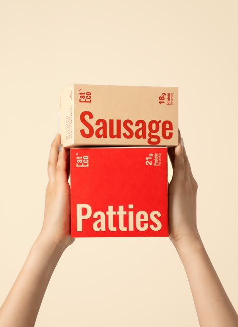 Simple Food Packaging, Bold Packaging Design, Chicken Branding, Bold Packaging, Chicken Brands, Instagram Pro, Food Videography, Cafe Branding, Design Cafe