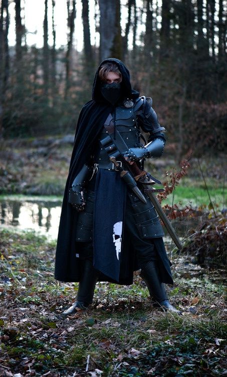 Urban survival uniform idea Larp Costume, Leather Armor, Fantasy Costumes, Fantasy Armor, Armors, Robin Hood, Fantasy Clothing, Fantasy Fashion, Character Outfits