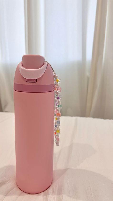 Rose Quartz Owala Bottle, Awala Pink Water Bottle, Rose Quartz Owala, Pink Owala Water Bottle, School Gadget, Materialistic Things, Girly Christmas Gifts, Pom Dog, My Christmas Wishlist