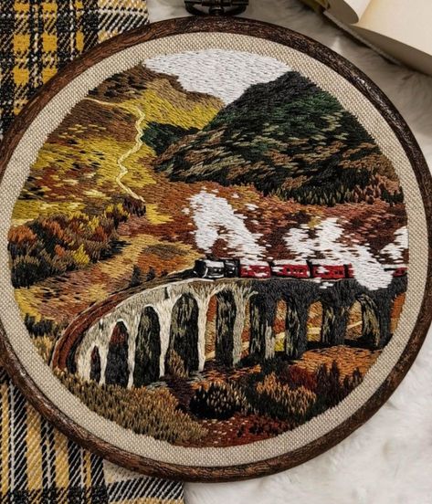 Fantasy Embroidery, Embroidery Landscape, Landscape Embroidery, Embroidery Crafts, Diy Embroidery Patterns, Embroidered Art, Hand Embroidery Projects, Thread Painting, Creative Embroidery