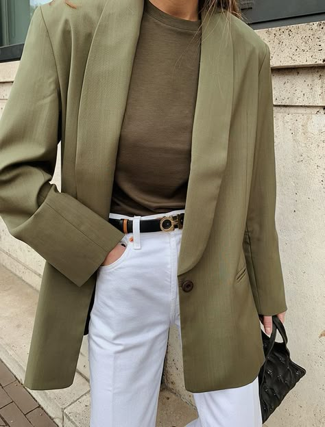 spring outfits women 20s young professional jeans, spring outfits women fashion ideas color combos Green Blazer Outfit, Young Professional Outfits, Professional Outfits Women, Business Outfits Women, Blazer Outfit, Green Blazer, Looks Street Style, Spring Outfits Women, Mode Inspo