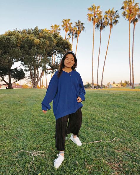 what to wear on a sunny, but breezy day. Top: thrifted, bottom: Urban Outfitters, Shoes: Superga Platform sneakers Superga Platform Sneakers, Superga Platform, Urban Outfitters Shoes, Platform Sneakers, Sunnies, What To Wear, Urban Outfitters, Normcore, Sneakers