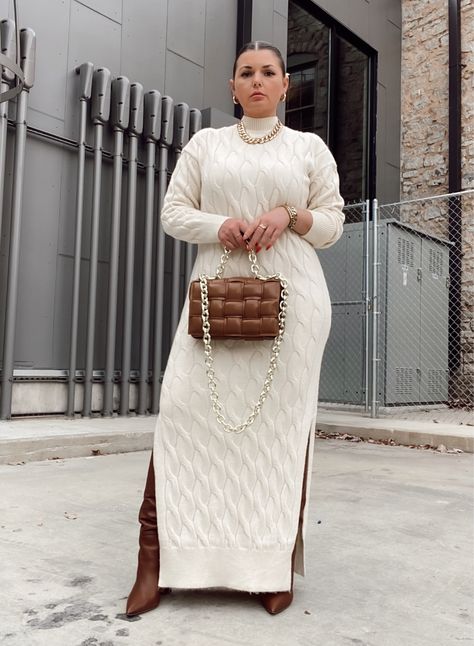 Modern Sweater Dress, Long Knit Dress With Boots, Maxi Knitted Dress, Long Fall Dresses Casual, Cable Knit Sweater Dress Outfit, Cable Knit Dress Outfit, Turtle Neck Dress Outfit Winter, Long Knit Dress Outfit Winter, Rib Knit Dress Outfits