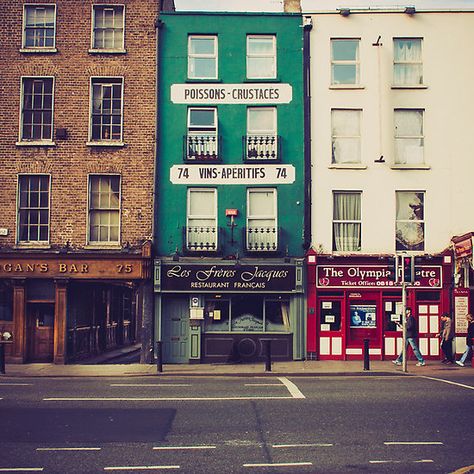 Business Instagram Ideas, Open All Hours, Dublin Street, Apartments Exterior, Ireland Photography, Block Of Flats, My Travel, Urban Sketching, Dublin Ireland