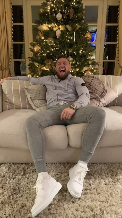 Mc Gregor Fashion, Conor Mcgregor Hairstyle, Mcgregor Style, Mcgregor Wallpapers, Conor Mcgregor Style, Mc Gregor, Connor Mcgregor, Notorious Conor Mcgregor, Stone Island Clothing