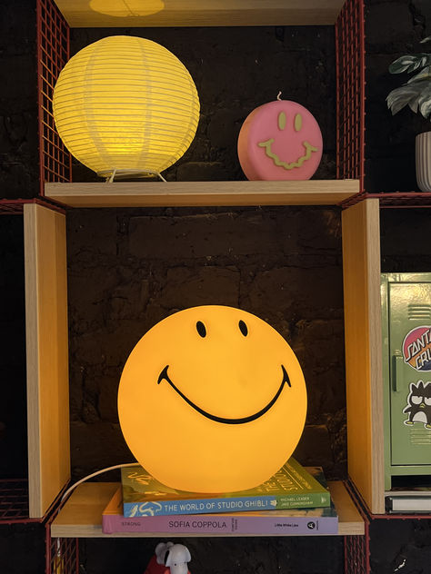 Ready to fill your space with joy, this smile lamp by Mr Maria features a circular shape, round light and colour changing function. Finished with an up-turned smile, it has six brightness settings so you can match it to your mood. Smile Lamp, Uni Room Inspo, Boy Playroom, Mr Maria, Homework Station, Boys Playroom, Uni Room, Round Light, Colour Changing