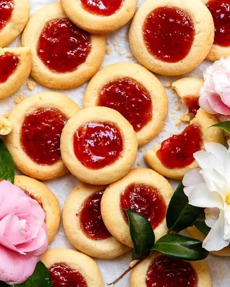 Jam Drops - buttery vanilla shortbread biscuits filled with jam, made the old fashioned way. Because you can't improve on perfection! Jam Cookies Christmas, Recipe Tin Eats Recipes, Recipe Tins, Thumb Cookies, Square Biscuits, Coconut Jam Drops, Jam Drops Recipe, Jam Thumbprints, Jam Drops