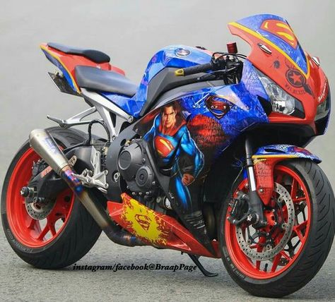 Honda Fireblade, Superhero Superman, Honda Cbr 1000rr, Image Moto, Custom Street Bikes, Custom Sport Bikes, Honda Bikes, Motorcycle Culture, Bike Pic