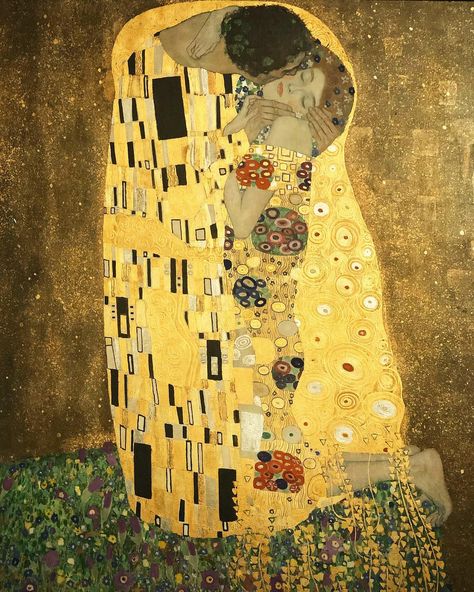 Andrea on Instagram: “I’m so glad I got to see this beauty in real life.. my little photo does it no justice! Please check my last post to see the lip art I did…” The Kiss Gustav Klimt, Klimt Poster, Kiss Poster, Klimt The Kiss, The Kiss, Gustav Klimt, Kiss, Wall, Art