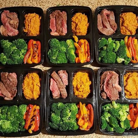 Steak and Veggie Meal Prep Meal Prep For The Week Steak, Meal Prep Steak, Veggie Meal Prep, Veggie Meal, Meal Prep On Fleek, Cleaner Eating, Best Meal Prep, Meal Prep Plans, Prep Meals