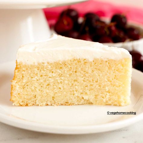 This Vanilla Sponge Cake is eggless, buttery, moist, and irresistible. The cake is tender and tastes delicious with or without frosting! Cake Blender, Eggless Vanilla Cake Recipe, Eggless Vanilla Sponge Cake, Eggless Sponge Cake, Cake Flour Substitute, Orange Yogurt, Lemon Sponge Cake, Boxed Cake Mixes Recipes, Sweet Whipped Cream