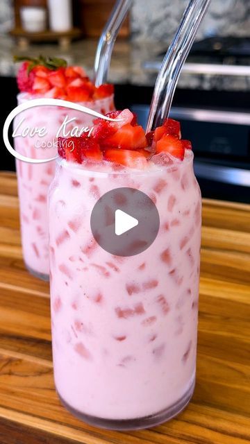 Karina Valladares on Instagram: "Agua Fresca de Fresa Cremosita. Let me share with you guys how easy it is to make this Agua Fresca de Fresa Cremosita, a Creamy Strawberry Drink 😋 It's so refreshingly good! Make sure to use bright red strawberries for more flavor 🥰 Please comment down below what recipe you will like to see next. Also, check out our YouTube Channel for more delicious recipes. Link in Bio 😊  AGUA FRESCA DE FRESA INGREDIENTS: ► 2 lbs. strawberries ► 4 cups of water ► 1 tbsp vanilla extract ► 1 can of evaporated milk ► 1 cup of whole milk ► 1 can of sweetened condensed milk ► Some extra strawberries for garnish (optional)  #recetas #recetasfaciles #easyrecipes #aguafresca #aguasfrescas #méxico #easydrinks #mexicandrinks  Title: Still Affect Artist: Adam Griffith Link: https Mexican Fresca Drinks, Strawberry Condensed Milk Drink, Aqua Fresca Recipes Strawberry, Creamy Agua Fresca, Strawberry Crema Fresca, Creamy Strawberry Agua Fresca Recipe, Strawberry Cream Drink, Easy Strawberry Drinks, Easy Yummy Drinks