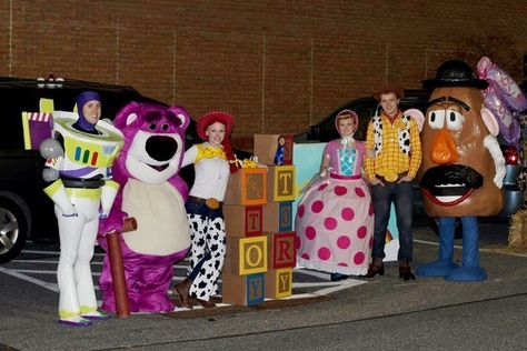 Disfraces de Toy Story Disfraz Toy Story, Group Halloween Costume Ideas, Office Halloween Costumes, Best Group Halloween Costumes, Toy Story Halloween, Halloween Costumes For Work, Cute Group Halloween Costumes, Toy Story Costumes, Bear Costume