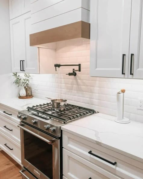 Subway Tile Kitchen Wall, Shiplap Hood, Black Pot Filler, White Marble Tile Backsplash, White Herringbone Tile Backsplash, Subway Tile Wall, Black Kitchen Accessories, White Herringbone Tile, Pot Fillers