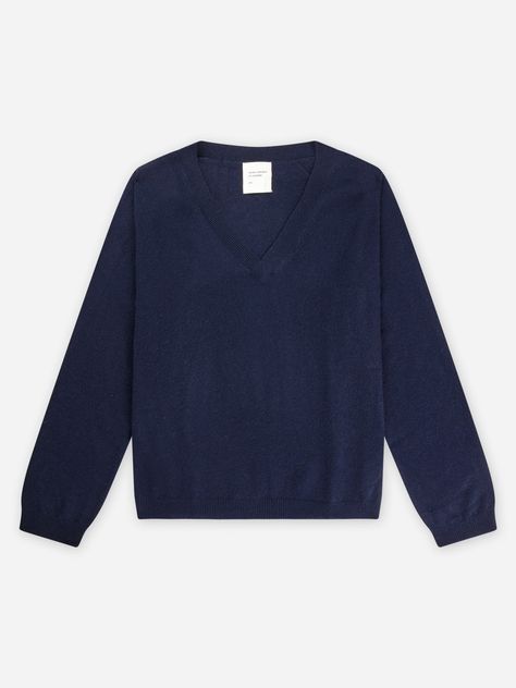 Our Women's Boxy V-Neck sweater in Navy Blue is made of 100% premium quality cashmere - Inner Mongolian cashmere (Grade A). It is a timeless piece that combines comfort and luxury. With its flattering v-shaped neckline, boxy silhouette, and a range of beautiful colours, this sweater is perfect for layering or wearing on its own. Tightly knitted to minimize pilling and retain its shape over time, it's a valuable investment for any wardrobe. The model is 180 cm and wearing size Small Navy Blue V Neck Sweater, Navy V Neck Sweater, Blue V Neck Sweater, Rich Outfits, Straight Sweatpants, Navy Jumper, Mini Collection, Blue Knit Sweater, Desperate Housewives