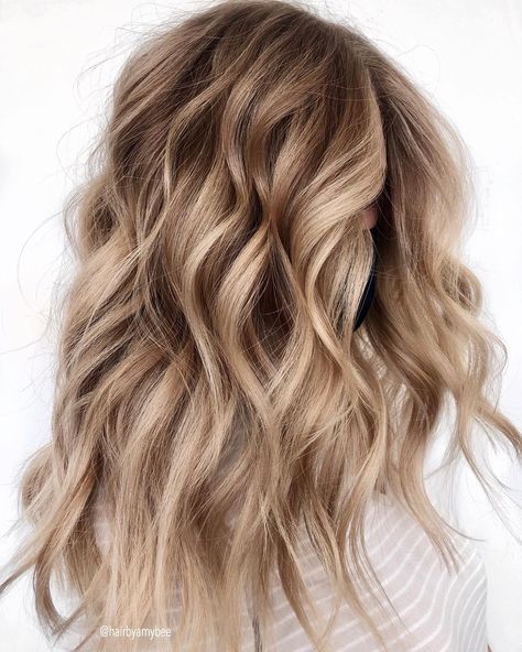 Honey Blonde Hair Color Ideas, Honey Blonde Hair Color, Neutral Blonde, Honey Brown Hair, Ombre Hair Blonde, Hair Adviser, Dyed Blonde Hair, Blonde Hair Color Ideas, Warm Blonde