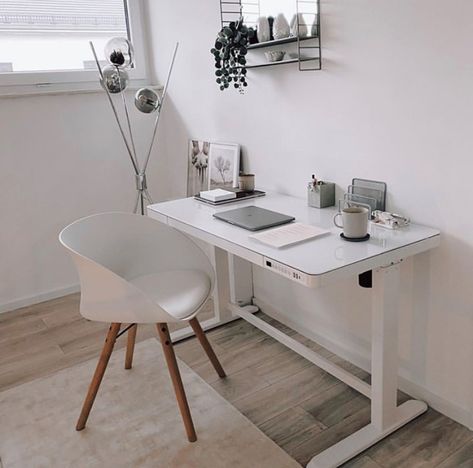 $359.99 The FlexiSpot EG8/EW8 48-inch electric height adjustable desk is loaded with all the great features you need to boost your productivity and comfort. Click the photo or visit the page to know more! #standingdesk #homedecor #standingdeskhomeoffice #homeofficedesign #desksetup #deskinspo #deskgoals #adjustabledesk Desk Glass Top, Best Standing Desk, Computer Stand For Desk, Glass Top Desk, Electric Standing Desk, Adjustable Height Standing Desk, Glass Desk, Adjustable Standing Desk, Sit Stand Desk