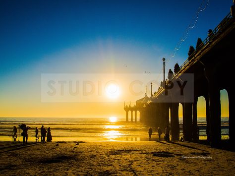 #sunset #manhattanbeach #california #debbielabeaux #photoswithdebbie #travel #sunrise Manhattan Beach Pier, Beach Pier, Manhattan Beach, Choose Joy, Surfs Up, Photographer Photography, Magical Places, Beach Sunset, Sunrise Sunset