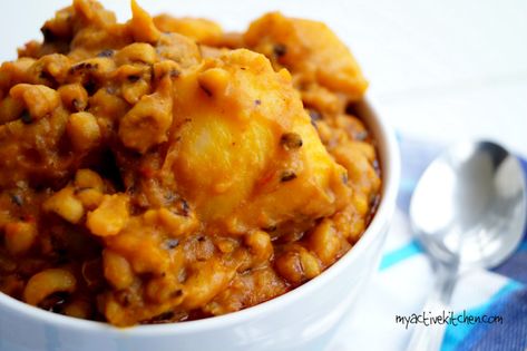 Deluxe Beans Porridge - My Active Kitchen Nigerian Plantain, Yam Porridge, Yam Recipe, Plantain Porridge, Naija Food, Nigerian Food Recipes, Nigeria Food, Yams Recipe, Nigerian Recipes