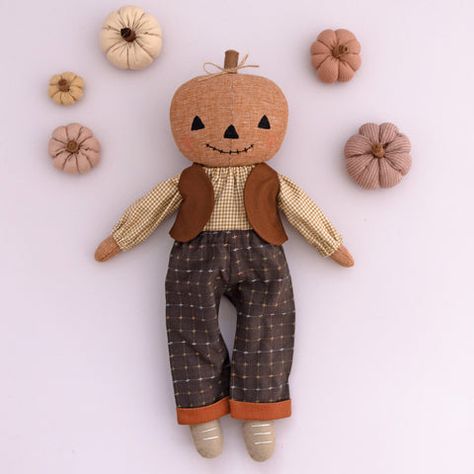 Free pumpkin doll pattern hack – Studio Seren Pumpkin Head Doll, Dog Sewing, Pumpkin Doll, Dog Sewing Patterns, Bunny Cat, Pattern Hack, Original Dolls, Halloween Doll, Pumpkin Head