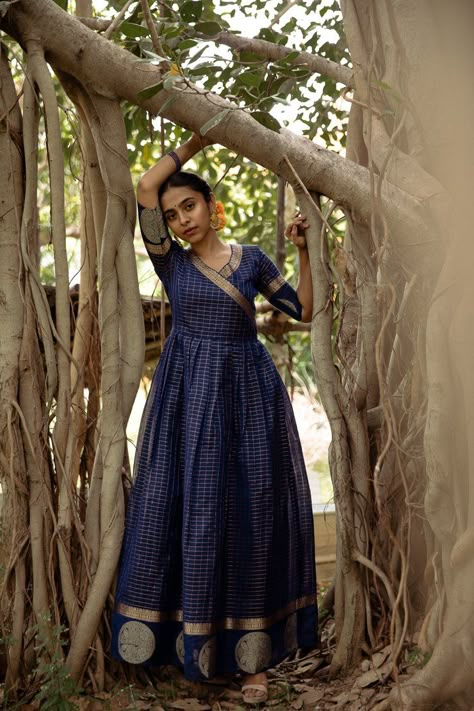 Saree Stitched Gown, Chiffon Saree Dress Recycle Kurti, Frock Models With Saree, Plain Saree Reuse Ideas, Mangalagiri Pattu Long Frocks, One Piece From Saree, Dress Out Of Saree Design, Anarkali Kurti From Old Saree, Silk Saree Dress Gowns