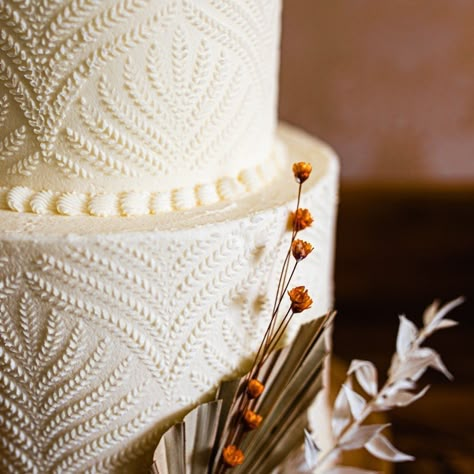 Buttercream Boho Cake, Small Textured Wedding Cake, 2 Tier Wedding Cake Textured, Boho Buttercream Wedding Cake, Boho Wedding Cake Sage Green, Boho Vintage Wedding Cake, Embossed Cake Designs, Wedding Cake Stencil Patterns, Embossed Wedding Cake