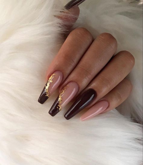 Ongles Beiges, Brown Acrylic Nails, Brown Nails Design, Makijaż Smokey Eye, Black Nail Designs, Foil Nails, Design Nail, Brown Nails, Classy Nails