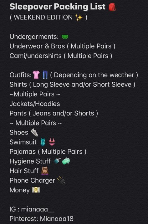 Weekend Sleepover Packing List, Baddie Packing List, What Stuff To Pack On A School Over Night Trip, Stay The Night Bag, What To Pack For A One Night Sleepover, Spend A Night Bag Essentials, What To Pack For A Overnight School Trip, Overnight Bag Essentials Sleepover, Spend The Night Bag Baddie