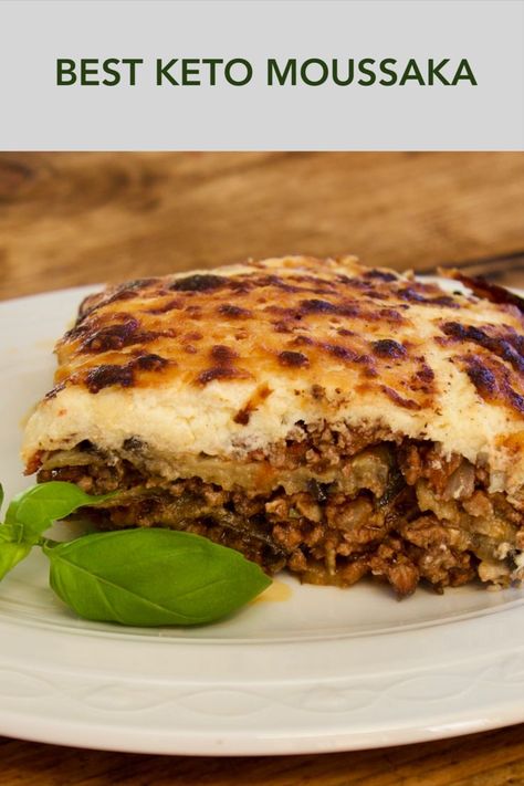 Moussaka Recipe Greek, Moussaka Recipe Easy, Greek Moussaka, Lower Carb Meals, Moussaka Recipe, Keto Casserole, Gluten Free Dishes, Keto Recipes Dinner, Persian Food