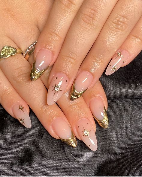 Nails Con Relieve, Winter Nail Art Designs, Golden Nails, Gold Nail Designs, Formal Nails, Simple Acrylic Nails, Casual Nails, Classy Acrylic Nails, Easy Nails