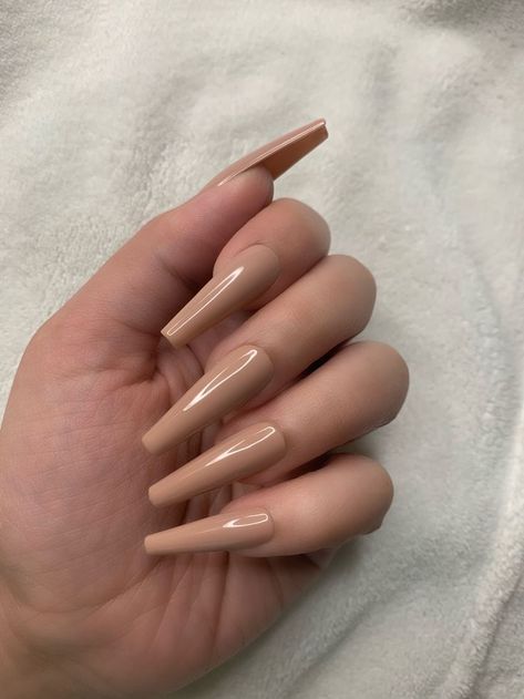 Ongles Beiges, Brown Acrylic Nails, Unghie Sfumate, Long Nail Art, Nude Nail Designs, Ombre Acrylic Nails, Beige Nails, Nail Designs Valentines, Long Acrylic Nails Coffin