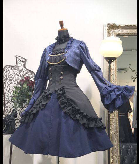 Gaun Abad Pertengahan, Cute Short Dresses, Lolita Outfits, Old Fashion Dresses, Fashion Design Clothes, Fantasy Clothing, Cosplay Outfits, Lolita Dress, Gothic Lolita